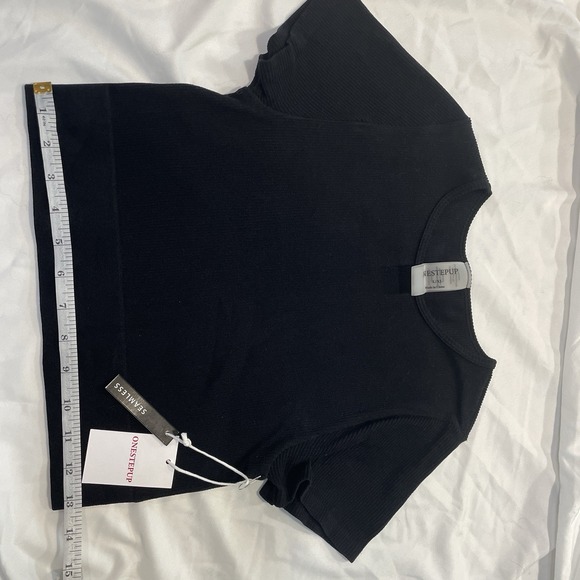 ONESTEPUP Vintage Black Spandex‎ Sweater Crop Top NWT - Picture 3 of 8